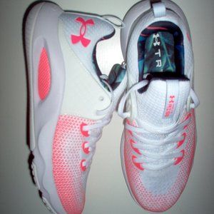Under Armour Hovr Rise, NWOT, Size 10